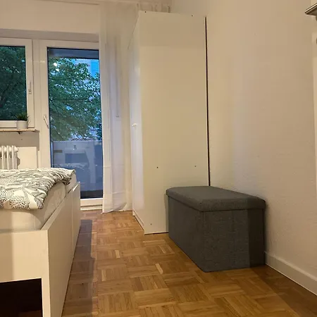 Schicke Im Herzen Von *